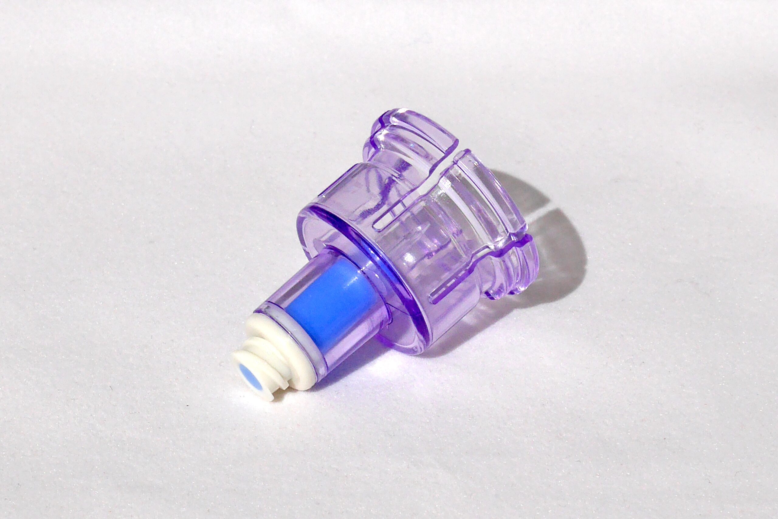 VIAL ADAPTER MERIDAPTER NF W/ FEMALE LUER LOCK, SWABABLE NEEDLESS MA001 100/BOX MEDIGRATIVE - Image 4